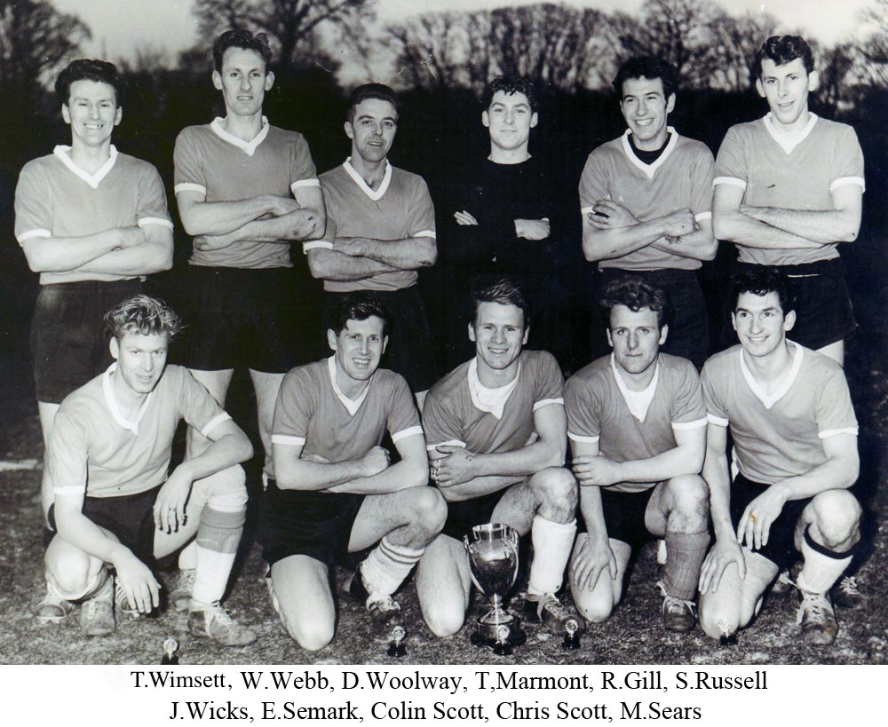 Team photo of Platt FC with Smiths Senior Cup 1961
