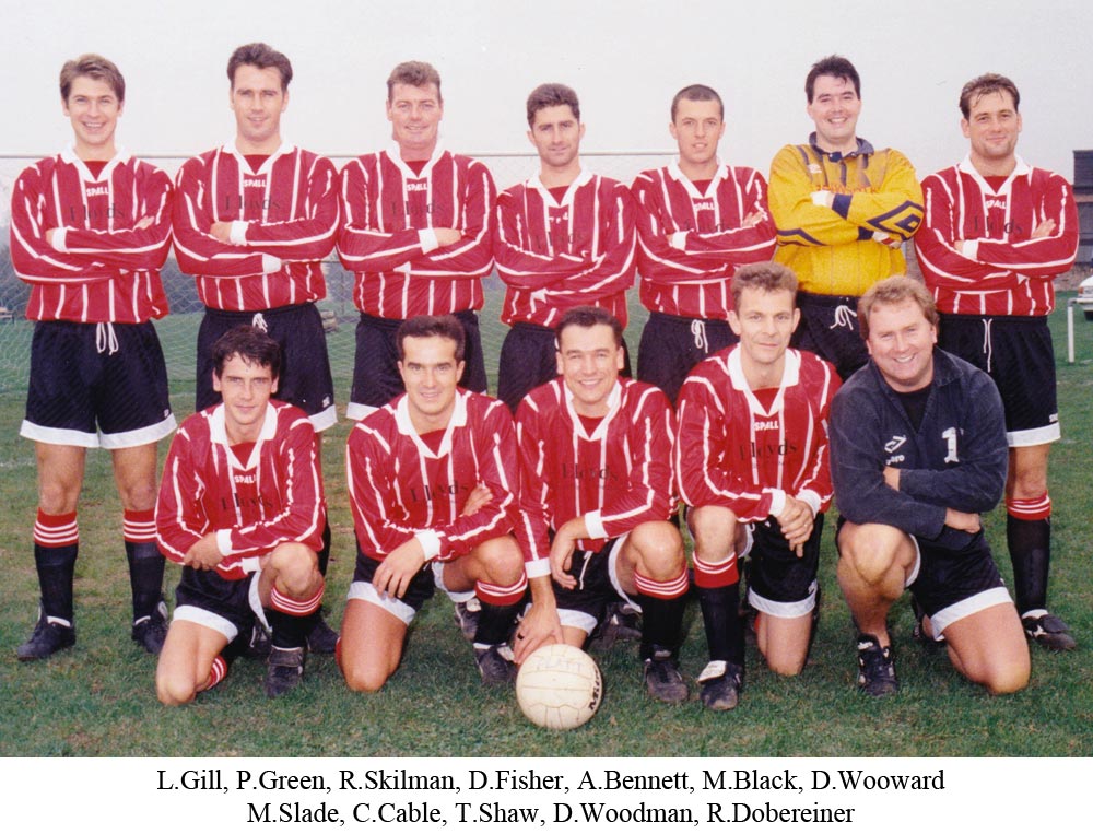 Team photo of Platt FC from 1994