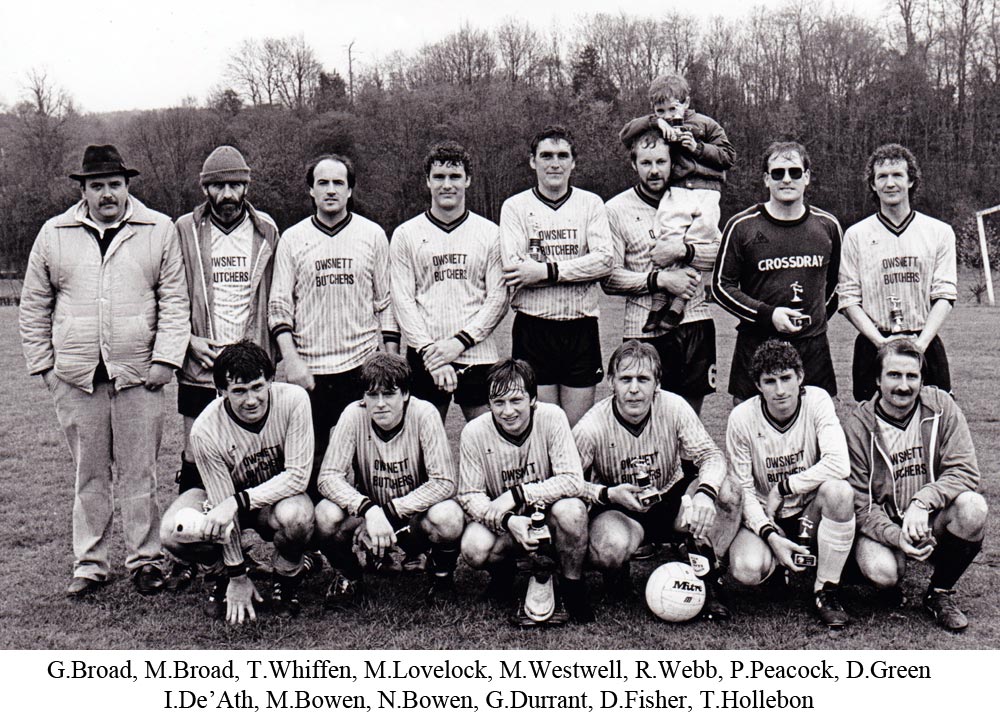 Team photo of Platt FC, Sevenoaks Charity Junior Cup Runners-up 1986